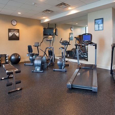 Holiday Inn Vancouver-Centre Broadway By Ihg Esterno foto