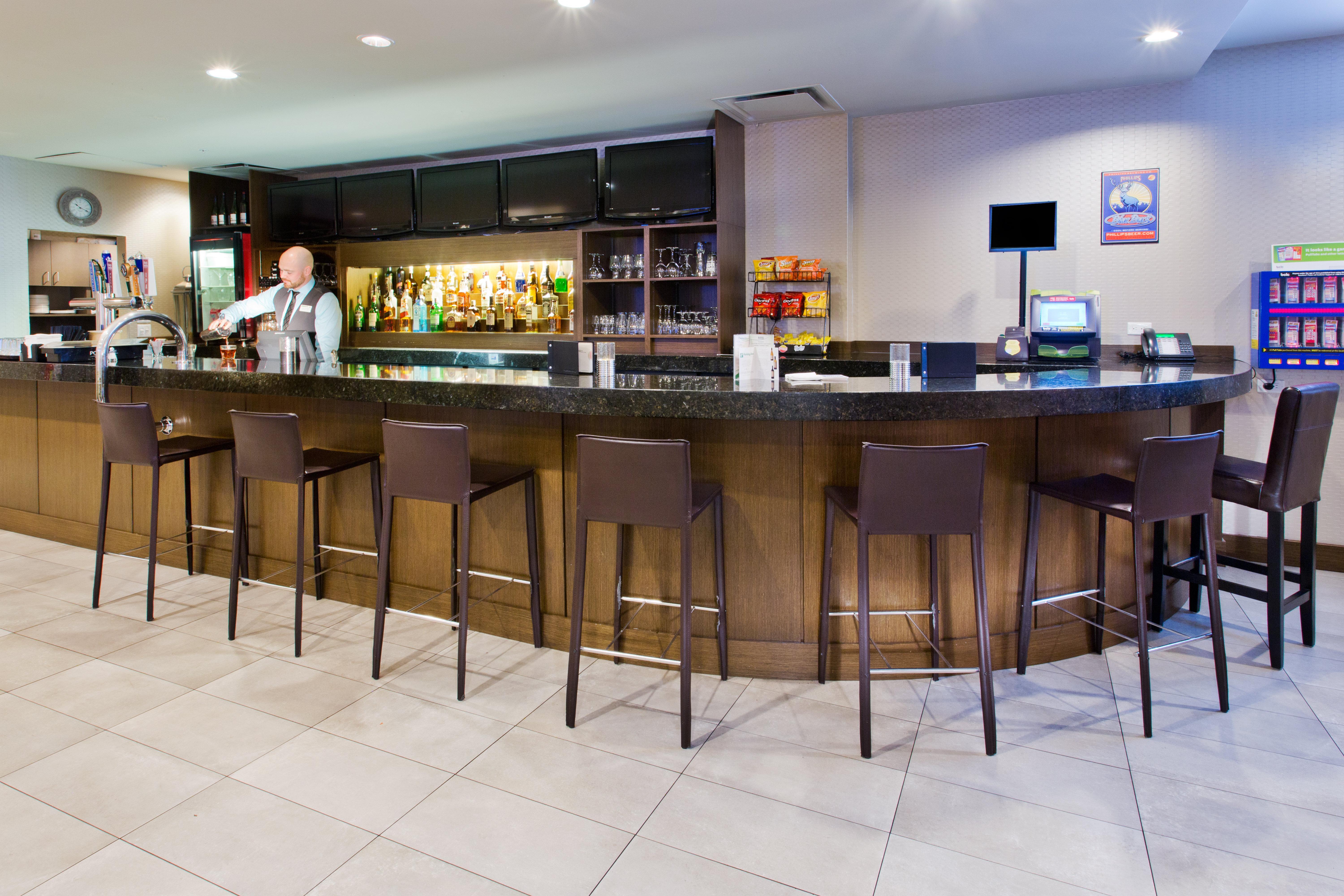 Holiday Inn Vancouver-Centre Broadway By Ihg Esterno foto