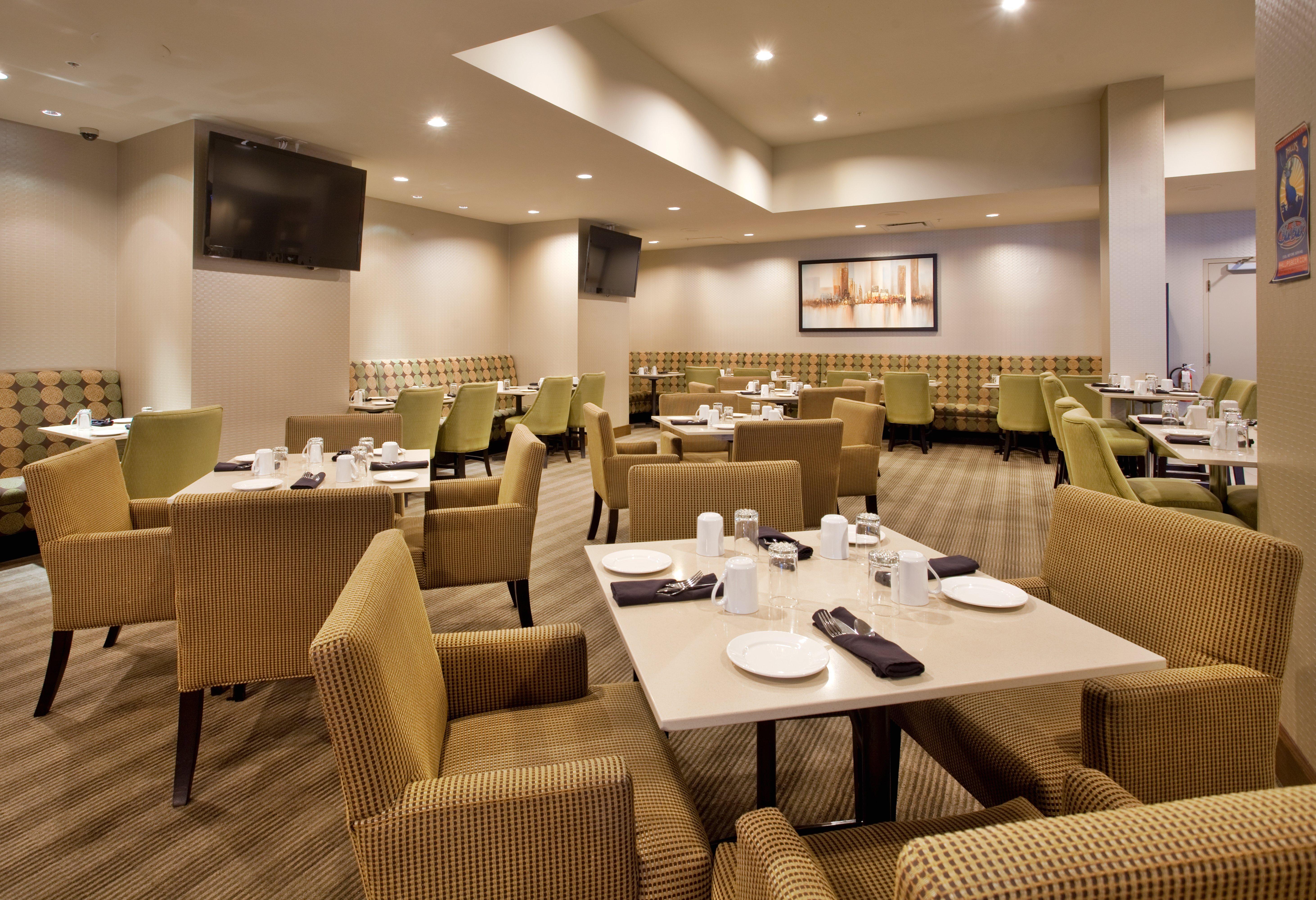 Holiday Inn Vancouver-Centre Broadway By Ihg Esterno foto