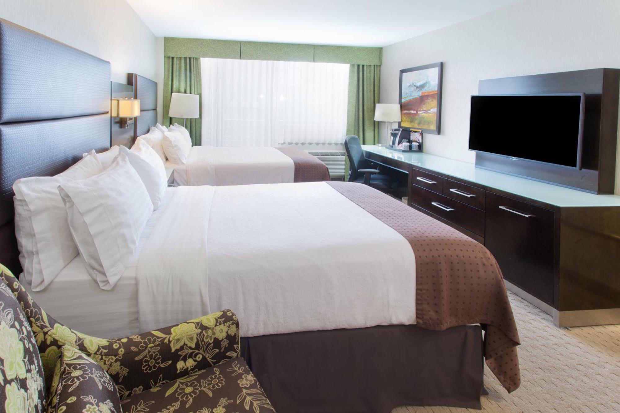 Holiday Inn Vancouver-Centre Broadway By Ihg Esterno foto