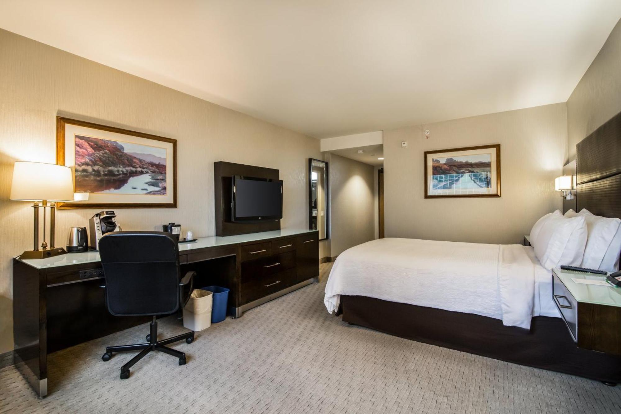 Holiday Inn Vancouver-Centre Broadway By Ihg Esterno foto