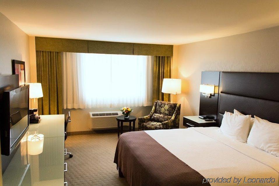Holiday Inn Vancouver-Centre Broadway By Ihg Esterno foto
